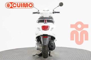 VESPA PRIMAVERA 125