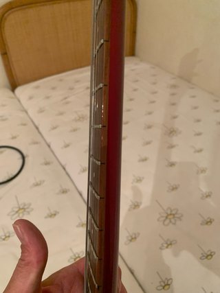 Guitarra eléctrica tipo SG LTD descatalogada