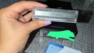 Samsung Galaxy Z Flip6