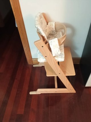 Trona Stokke Tripp Trapp con accesorios