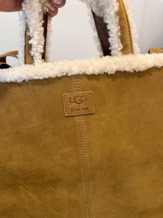 Bolso UGG x Telfar Clásico Beige/Marrón