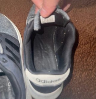 Zapatillas Adidas Negras y Grises Talla 42