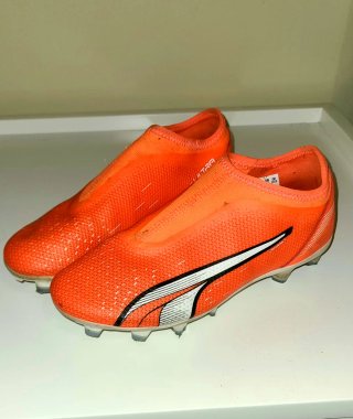 Chuteiras de futebol Puma Ultra criança
