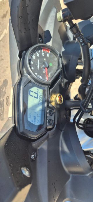 Yamaha FZ6 S2 Plata con Baúl