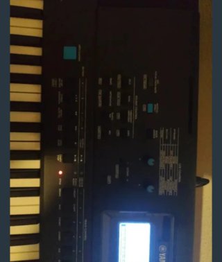 Yamaha PSR-EW425 76 Teclas sensibles al tacto