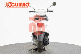 VESPA PRIMAVERA 125