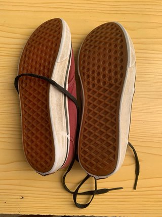 Zapatillas Vans burdeos clásicas