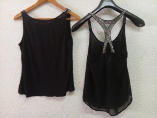 2 Blusas Negras con Tirantes Plateados Talla M y S