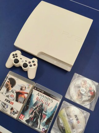Consola PS3 Slim Blanca + Juegos