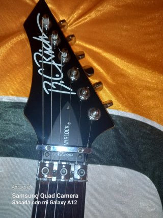 Guitarra eléctrica BC. RICH WARLOCK NJ LA CALIFOR
