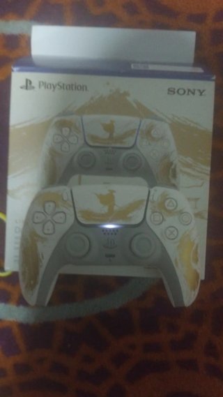 Ps5 Slim + Pantalla Gaming AOC Curva + 2 Mandos