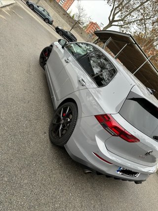 Volkswagen Golf 2021