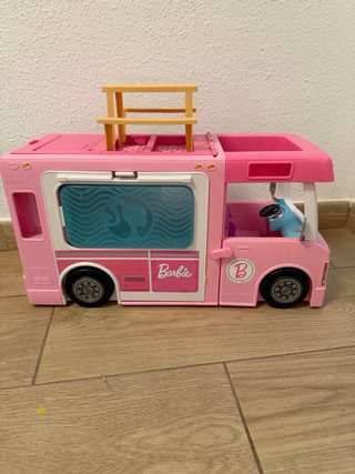 Autocaravana Barbie Rosa