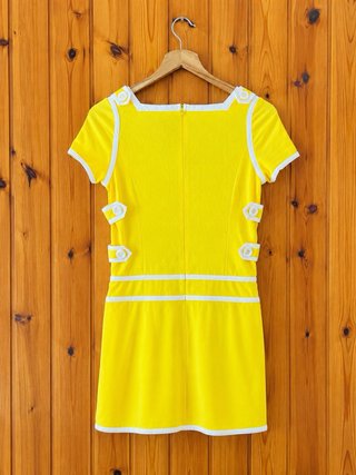 Vestido amarillo Retro Elegancia Años 60. T.S