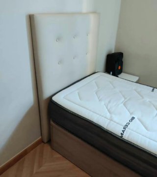 Canapé a ribalta in legno con 4 angoli arrotondati in legno massello da 3 cm con coperchio rinforzato