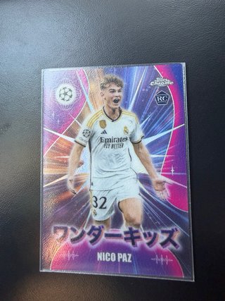 Cromo Topps Chrome Nico Paz RC