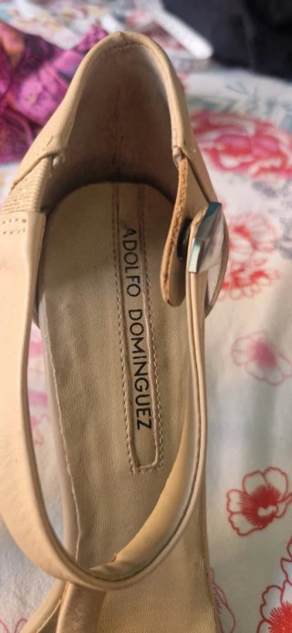 Zapatos Adolfo Dominguez Beige y Negro Talla 38