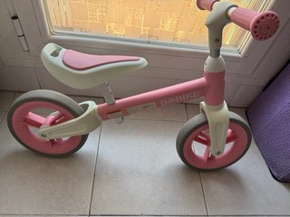 Bicicleta de equilibrio Bobike rosa
