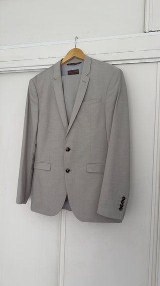 Traje Zara Gris