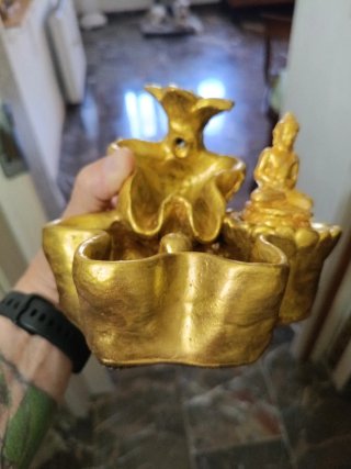 Figura Buda Dorado Humo Cascada Mágico.
