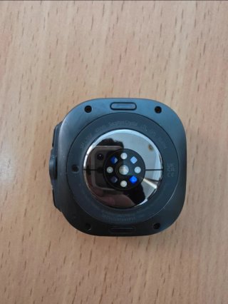 Samsung Galaxy Watch Ultra - Negro y Naranja