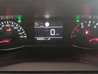 Peugeot 2008 BlueHDi 110 Allure 81 kW (110 CV)