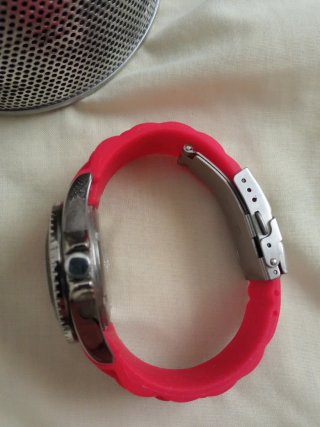 Reloj Marea Rojo con Correa de Silicona