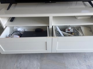 Mueble TV con cajones
