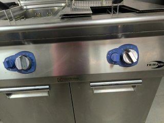 Freidora Profesional Electrolux E7FRGH2GF0 Gas 2x1