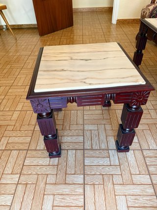 Conjunto mesas madera y mármol