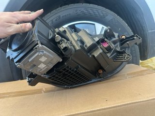 Faro Ebro S700 (izquierdo)
