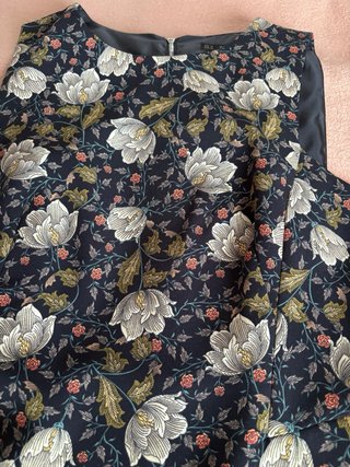 Abito corto fantasia fiori