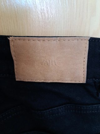 ZARA Seminuevos Jeans Negros Talla 34