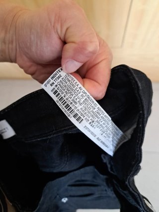 ZARA Seminuevos Jeans Negros Talla 34