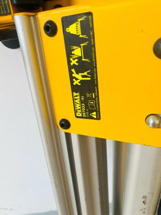 Cavalletto DeWalt per troncatrice