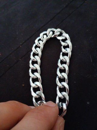 Pulsera de eslabones plateada