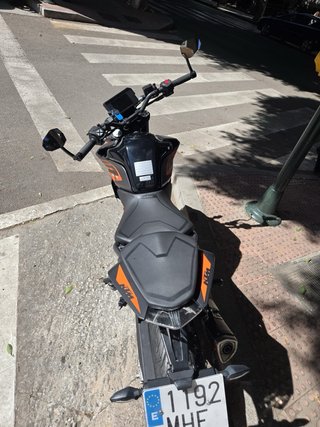 KTM DUKE 125