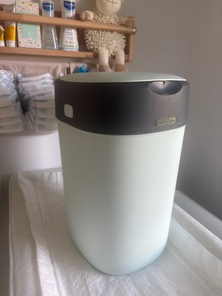 Contenedor de pañales Tommee Tippee