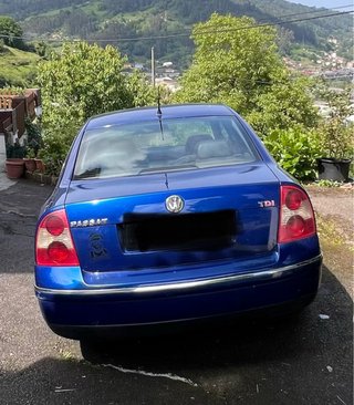 Volkswagen Passat 1.9 TDI 130CV Highline   Vendo