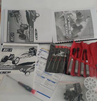 Buggy RC 1/10 Associated B4RS (sin electrónica)