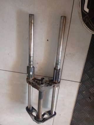Horquilla derbi Variant