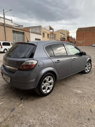 Opel Astra H 1.6 16V Gasoil