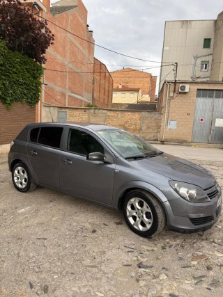 Opel Astra H 1.6 16V Gasoil