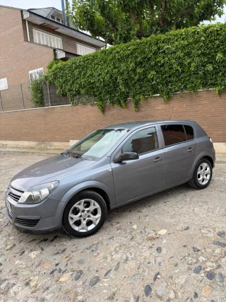 Opel Astra H 1.6 16V Gasoil