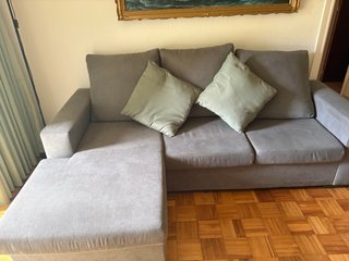 Sofá chaise longue gris