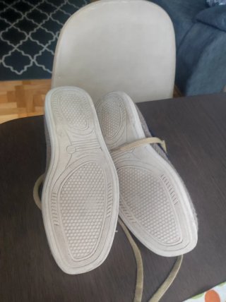 Alpargatas de verano azul y beige