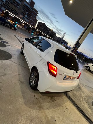 Toyota Yaris 2015