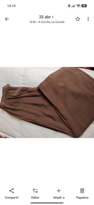 Pantalón Zara ancho marrón, con goma en la cintura
