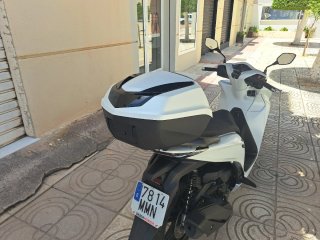 Honda SH 350 2024 - 11.800 km