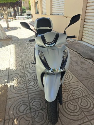 Honda SH 350 2024 - 11.800 km
